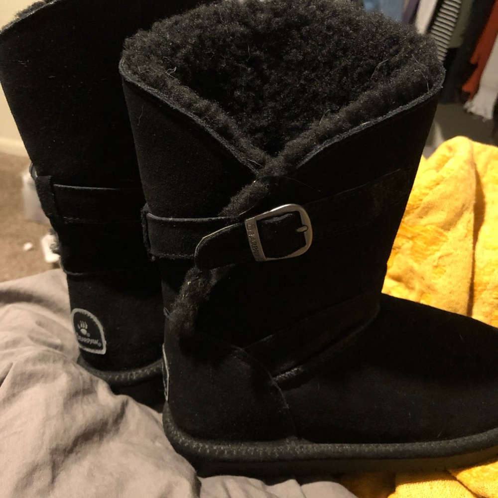 Bearpaw never worn winter boots